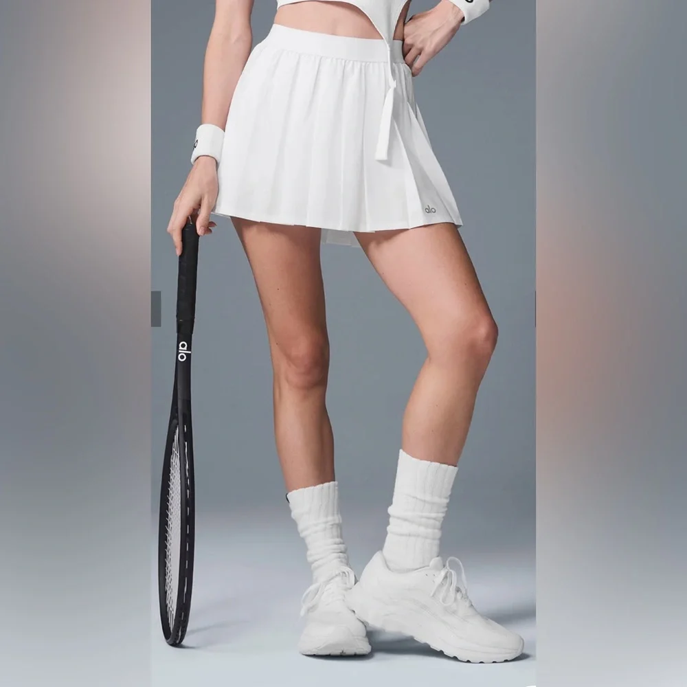 NWT Alo Yoga Varsity Tennis Skirt in White Shorts Underneath Size L